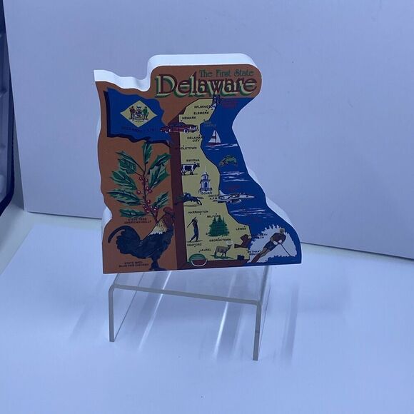 Cat's Meow Delaware State Map Painted Wood Shelf Sitter - Picture 1 of 9